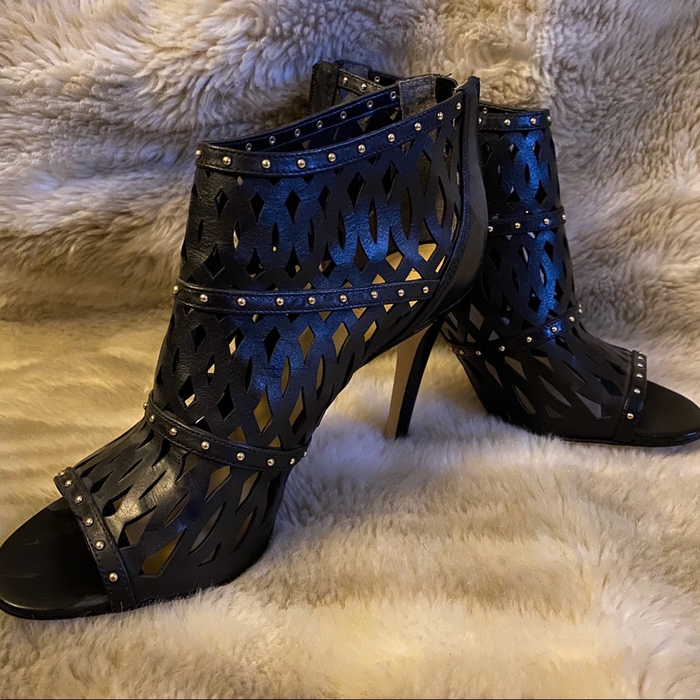 Ivanka Studded Pumps